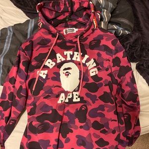 A BATHING APE PURPLE CAMO HOODIE. SIZE XL.